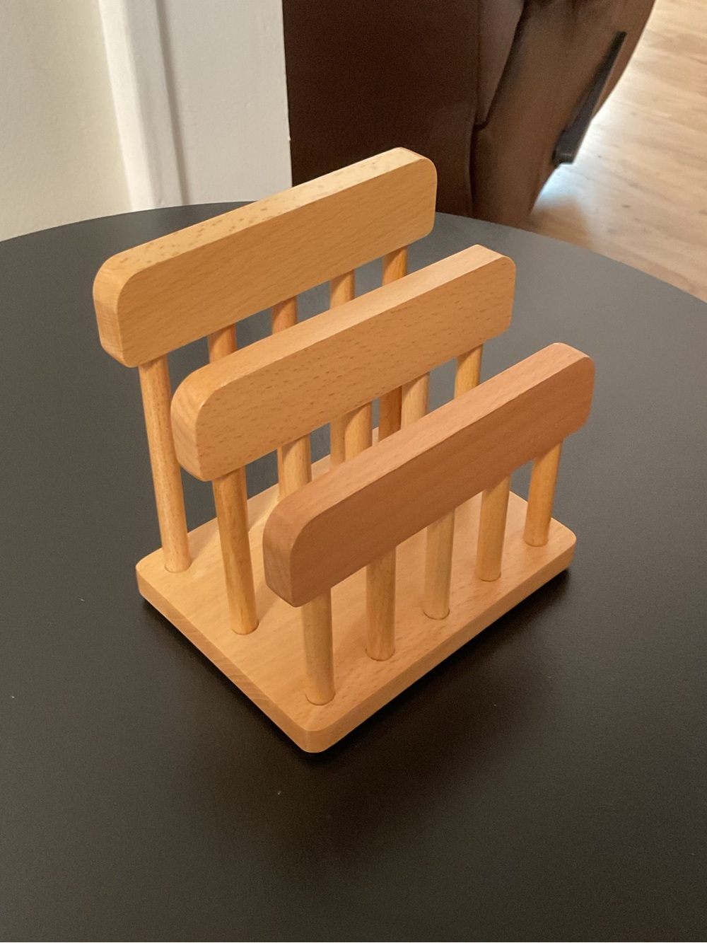 Natural Wood Cutting Board Rack- Light Wood Finish